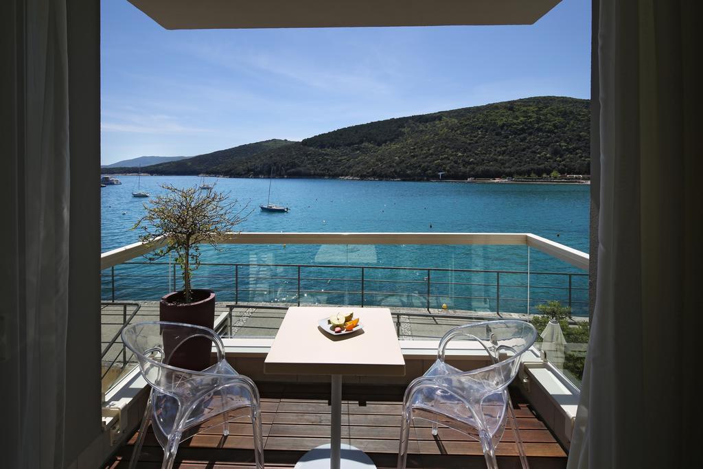 Boutique Hotel Adoral Rabac Oda fotoğraf